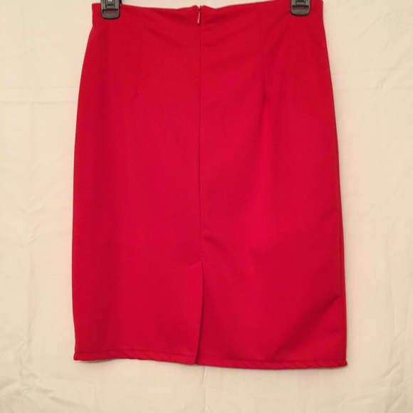 Pretty Red Tailored Skirt. Size Medium. New🎊Host Pick🎊 - Picture 2 of 8